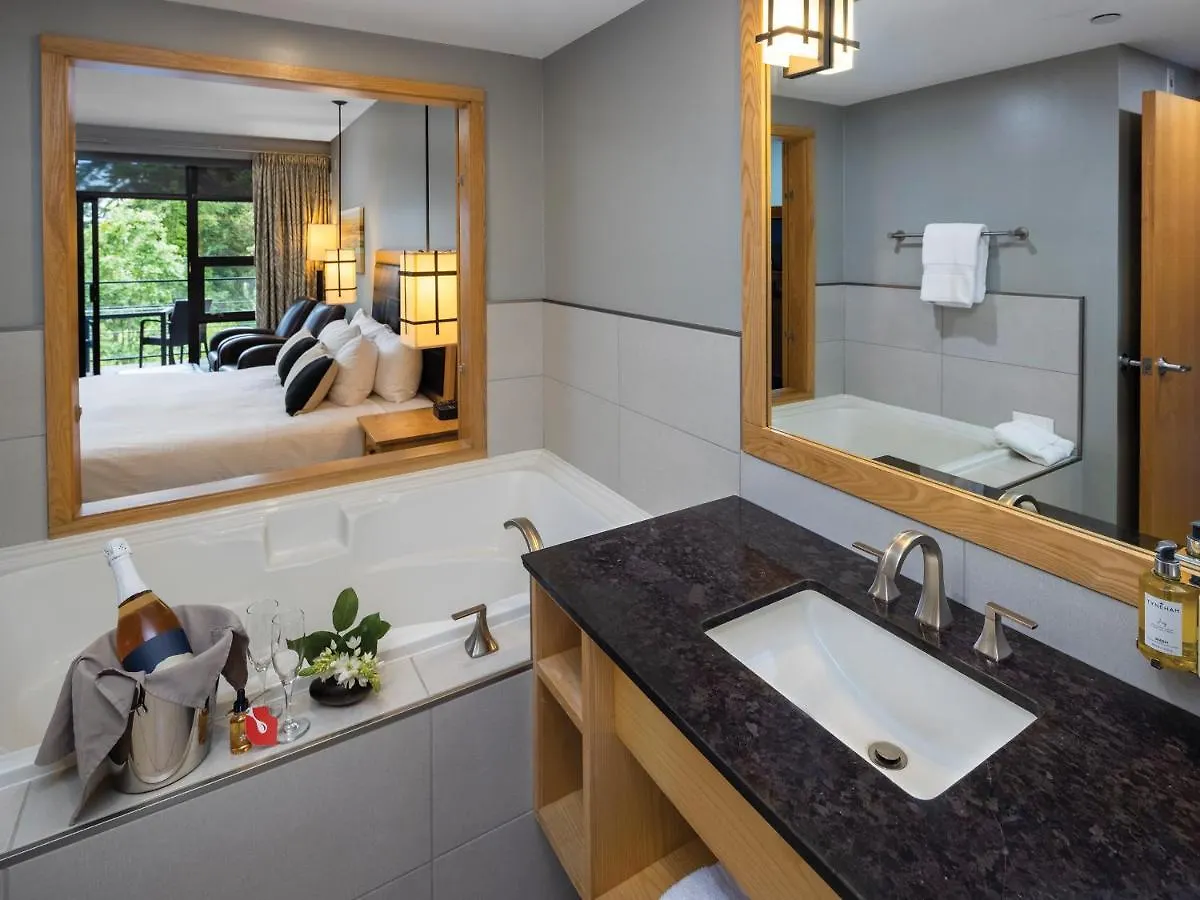 Brentwood Bay Resort & Spa Canada